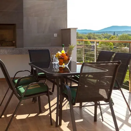 Kudec By El-pi Tours * Malinska