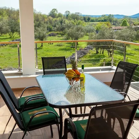 Kudec By El-pi Tours 马林斯卡