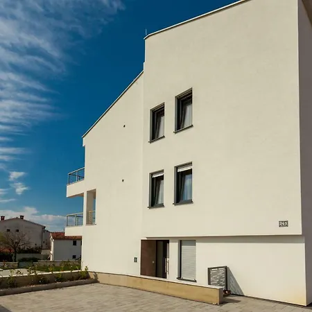 Kudec By El-pi Tours * 马林斯卡