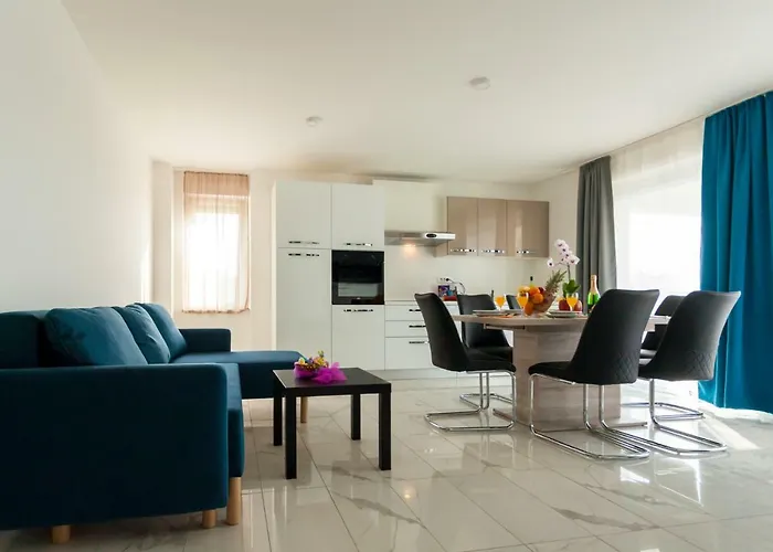 Kudec By El-pi Tours 马林斯卡