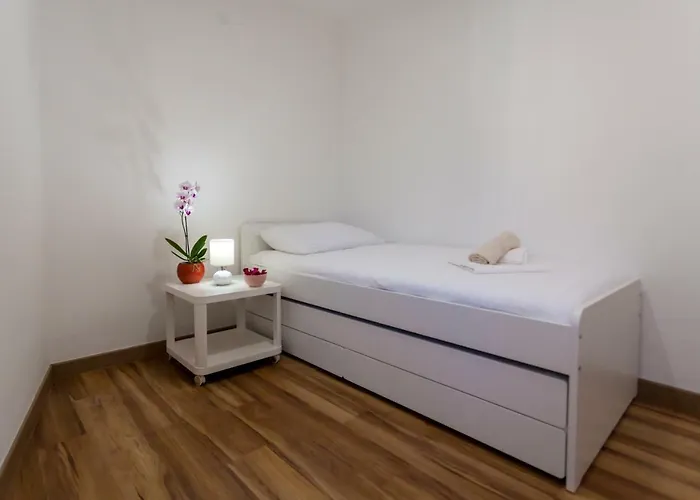 Kudec By El-pi Tours 公寓 马林斯卡