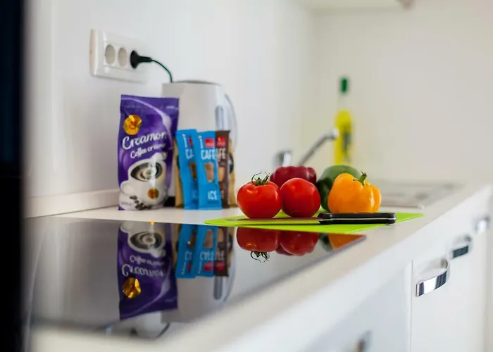 公寓 Kudec By El-pi Tours *