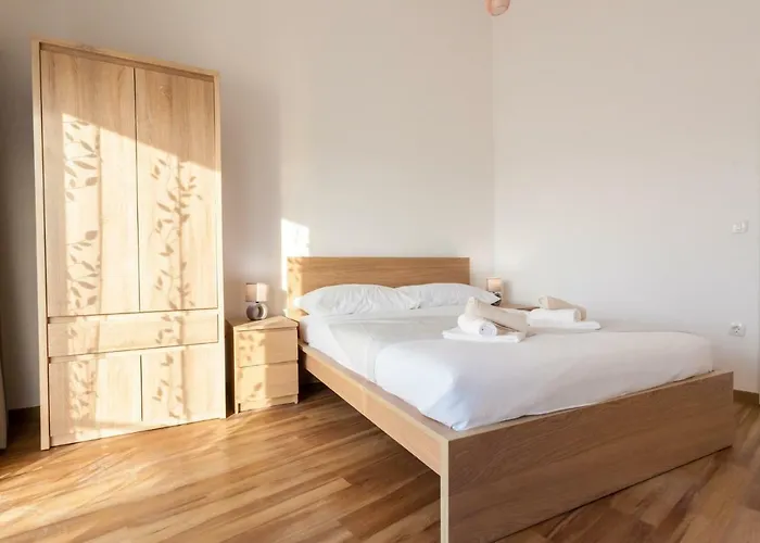 Kudec By El-pi Tours *