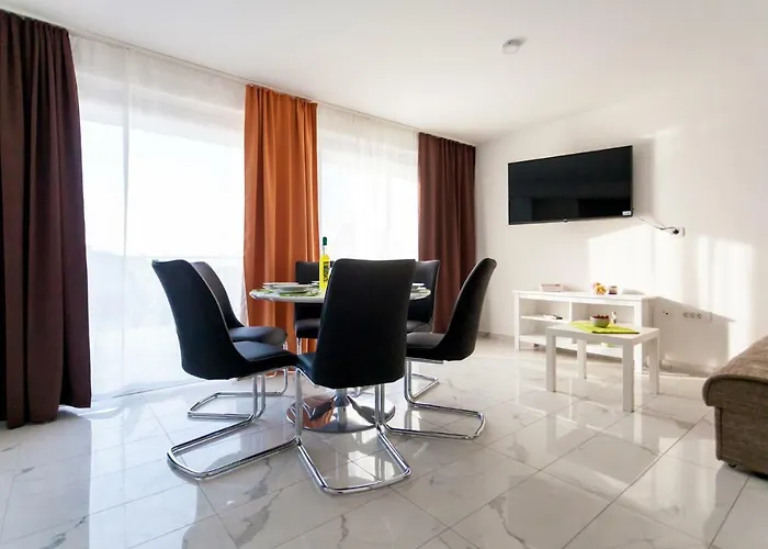 Kudec By El-pi Tours 马林斯卡