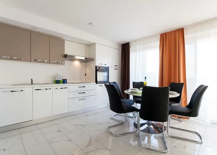 Kudec By El-pi Tours *